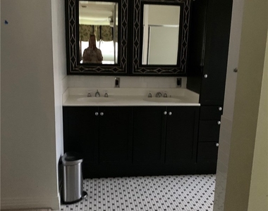 2612 Mason - Photo Thumbnail 10