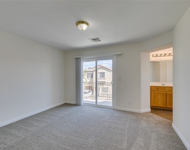 892 Blue Rosalie Place - Photo Thumbnail 30
