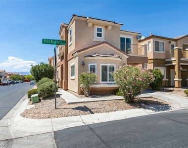 892 Blue Rosalie Place - Photo Thumbnail 2