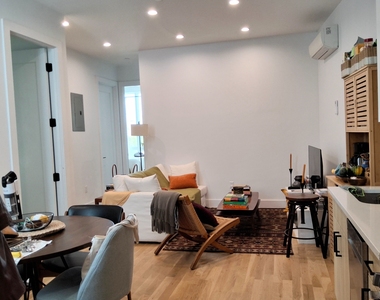 511 Meeker Avenue - Photo Thumbnail 3