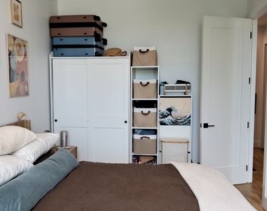 511 Meeker Avenue - Photo Thumbnail 7