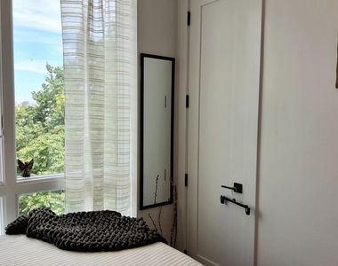 511 Meeker Avenue - Photo Thumbnail 15