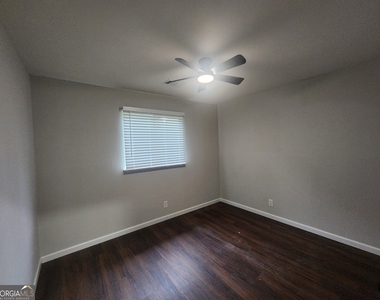 2939 Gleason Avenue - Photo Thumbnail 14