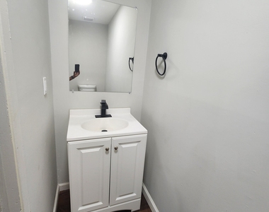 2939 Gleason Avenue - Photo Thumbnail 17