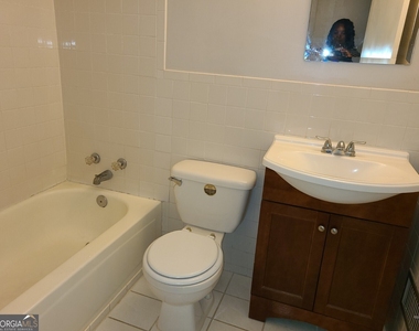6324 Natha Avenue - Photo Thumbnail 10