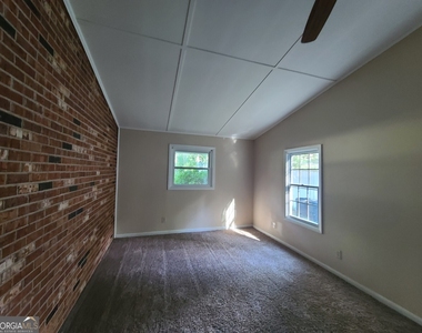 6324 Natha Avenue - Photo Thumbnail 3