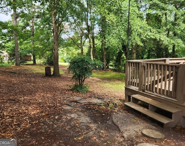 7527 Melinda Drive - Photo Thumbnail 3