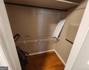 7527 Melinda Drive - Photo Thumbnail 6