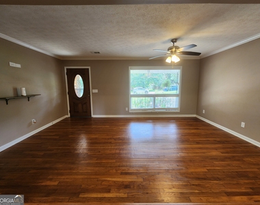 7527 Melinda Drive - Photo Thumbnail 11