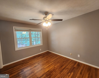 7527 Melinda Drive - Photo Thumbnail 22