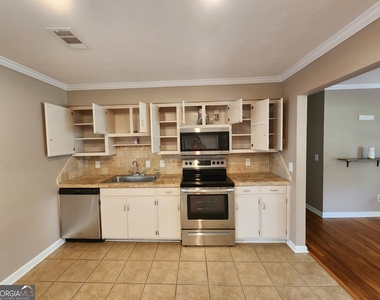 7527 Melinda Drive - Photo Thumbnail 13