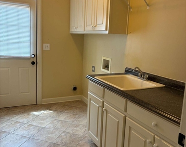 1560 Water Shine Way - Photo Thumbnail 9