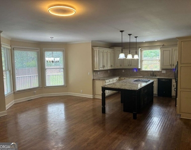 1560 Water Shine Way - Photo Thumbnail 11
