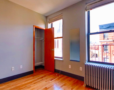  East 7th Street - Photo Thumbnail 7