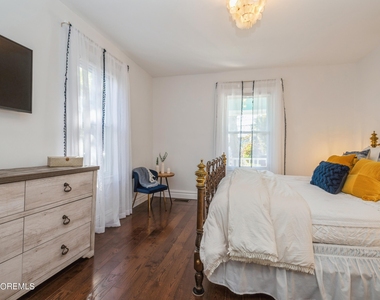 504 Ludlow Avenue - Photo Thumbnail 13