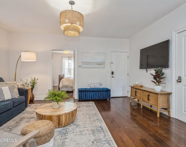 504 Ludlow Avenue - Photo Thumbnail 7