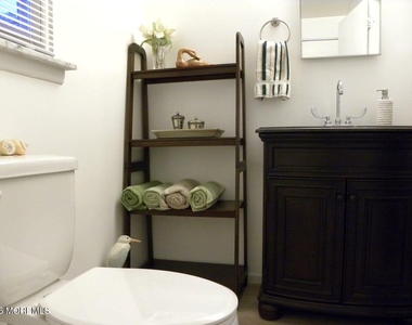 10 Whitecap Way - Photo Thumbnail 6