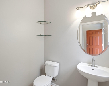 5 Manhattan Drive - Photo Thumbnail 7