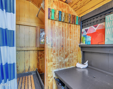 210 Roosevelt Avenue - Photo Thumbnail 25