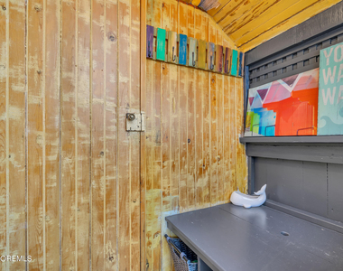 210 Roosevelt Avenue - Photo Thumbnail 24