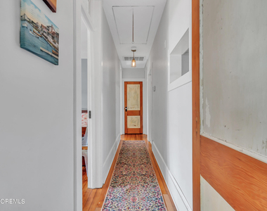 210 Roosevelt Avenue - Photo Thumbnail 16