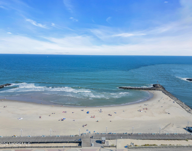 210 Roosevelt Avenue - Photo Thumbnail 41