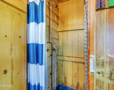 210 Roosevelt Avenue - Photo Thumbnail 26