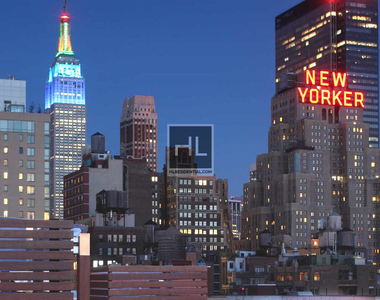 West 37th Street - Photo Thumbnail 1