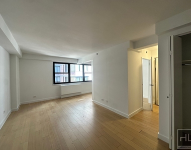 East 39th Street - Photo Thumbnail 1