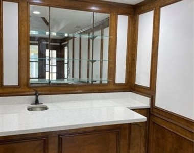 2104 Apple Valley Road - Photo Thumbnail 4