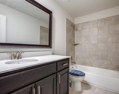 10317 Georgetown Place - Photo Thumbnail 27