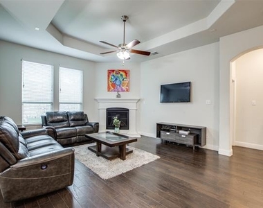 10317 Georgetown Place - Photo Thumbnail 16