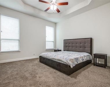 10317 Georgetown Place - Photo Thumbnail 20