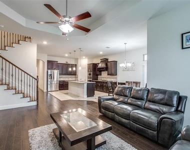 10317 Georgetown Place - Photo Thumbnail 18