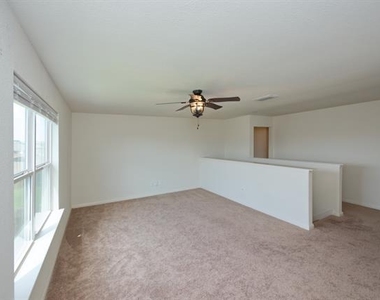 152 Curt Street - Photo Thumbnail 18