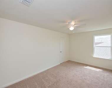 152 Curt Street - Photo Thumbnail 23
