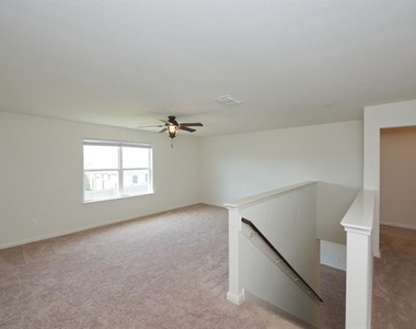 152 Curt Street - Photo Thumbnail 17