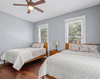301 S Edgefield Avenue - Photo Thumbnail 14
