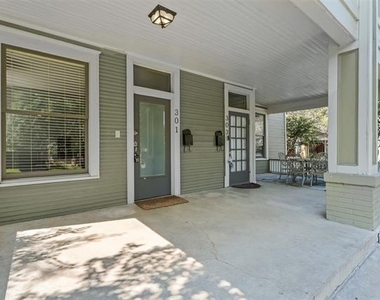 301 S Edgefield Avenue - Photo Thumbnail 6