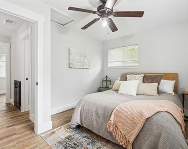 2545 Forest Park - Photo Thumbnail 18