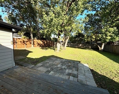 9418 Lenel Place - Photo Thumbnail 14