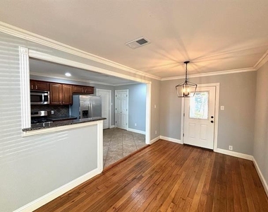9418 Lenel Place - Photo Thumbnail 3