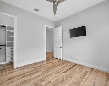 5525 Winton Street - Photo Thumbnail 16