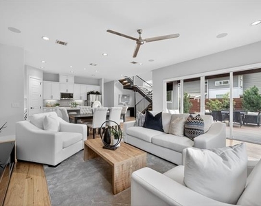 5525 Winton Street - Photo Thumbnail 4