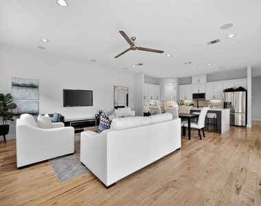 5525 Winton Street - Photo Thumbnail 5