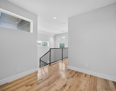 5525 Winton Street - Photo Thumbnail 19
