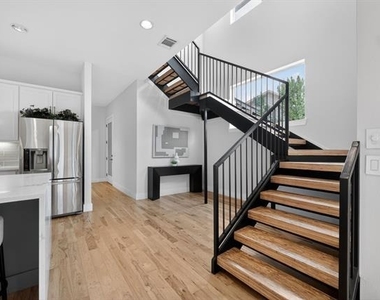 5525 Winton Street - Photo Thumbnail 13