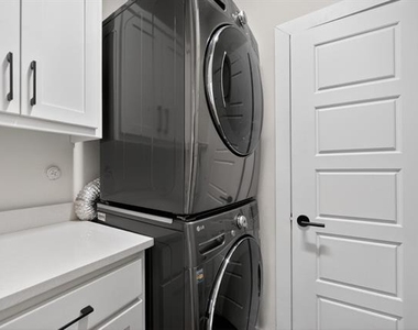 5525 Winton Street - Photo Thumbnail 23