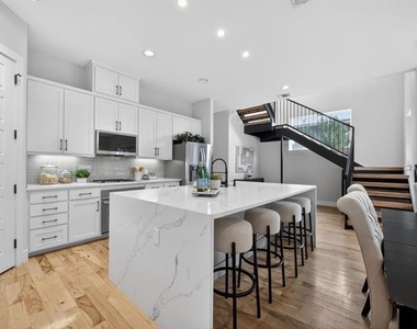 5525 Winton Street - Photo Thumbnail 8