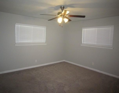 1610 Toplea Drive - Photo Thumbnail 17